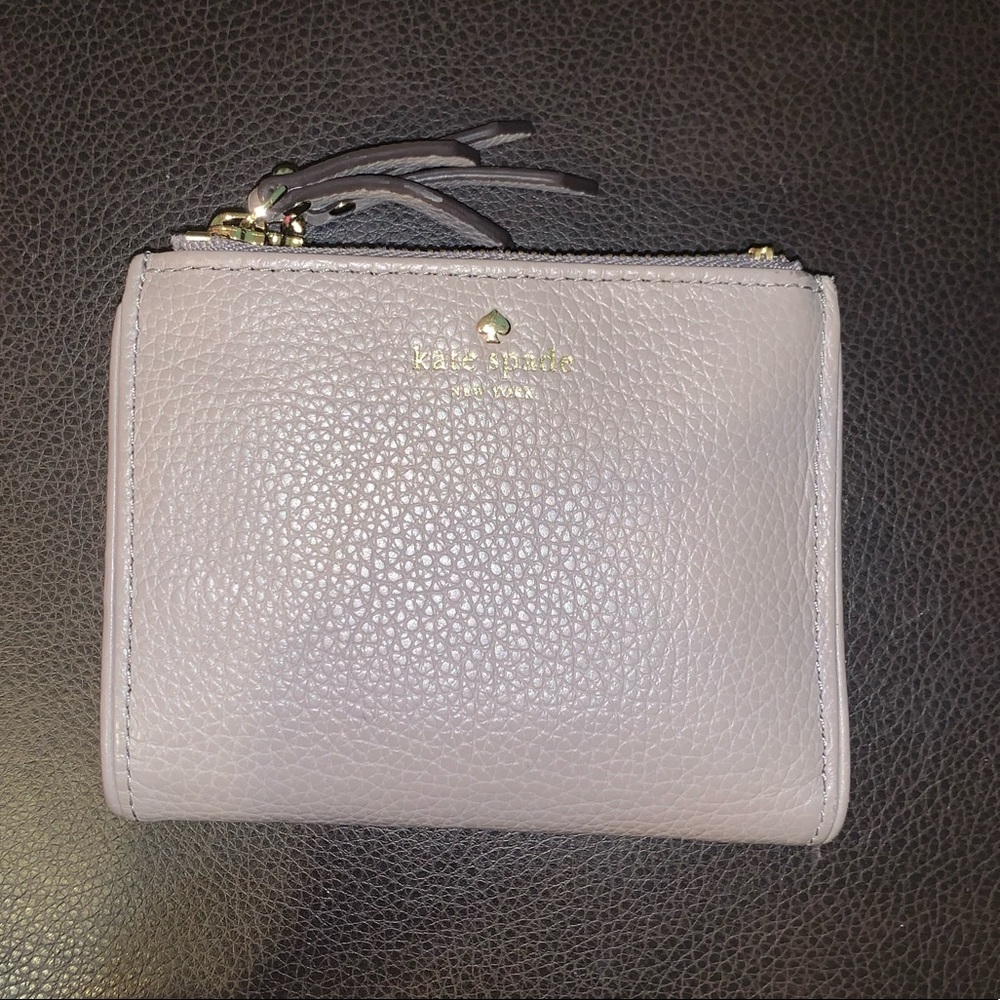 Kate Spade coin wallet 🤍